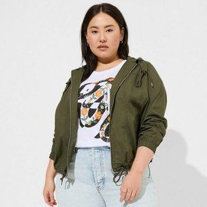NWT TORRID Green Lightweight Poplin Windbreaker Jacket Plus Size 5/5X(28)